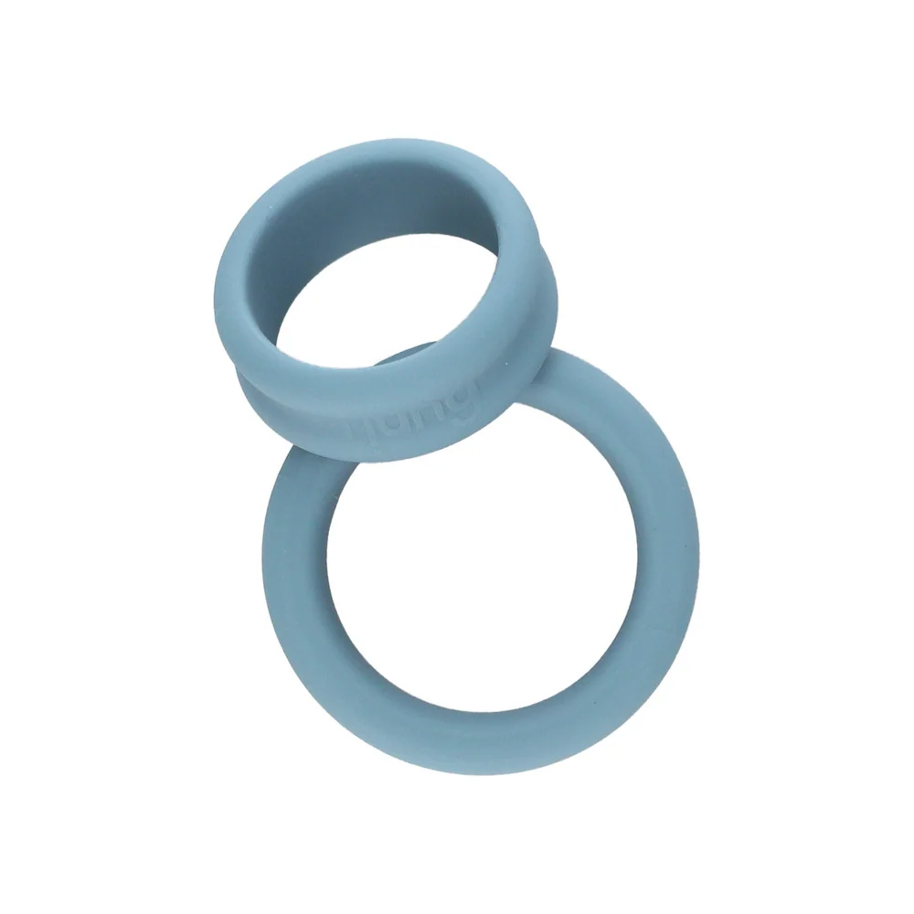 Hung Flat Ring Set with Roll-Proof Contours in 2 Sizes
