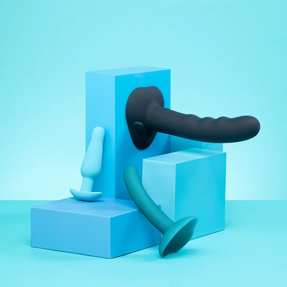 B-Vibe Strap-It-On 后庭训练套装（含三支假阳具与束带）