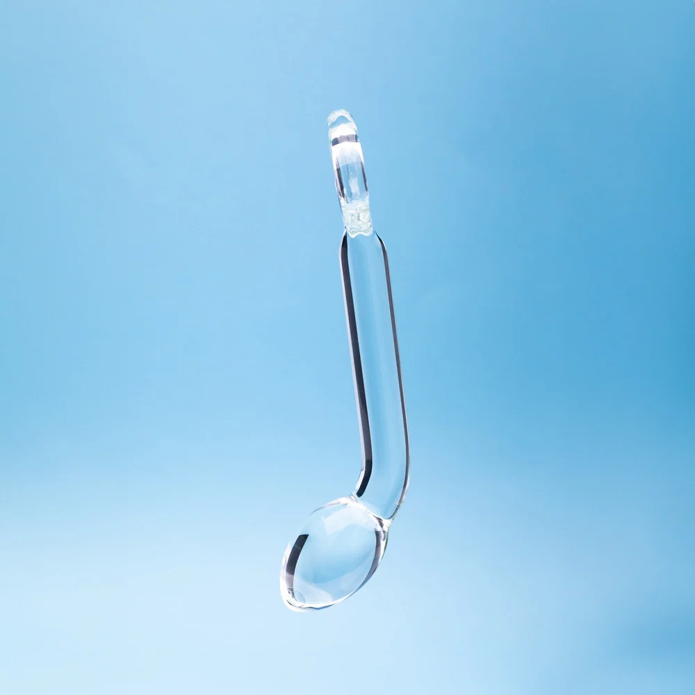 Clarity Hera's Halo 6-Inch Borosilicate Glass Dildo with Circular Handle