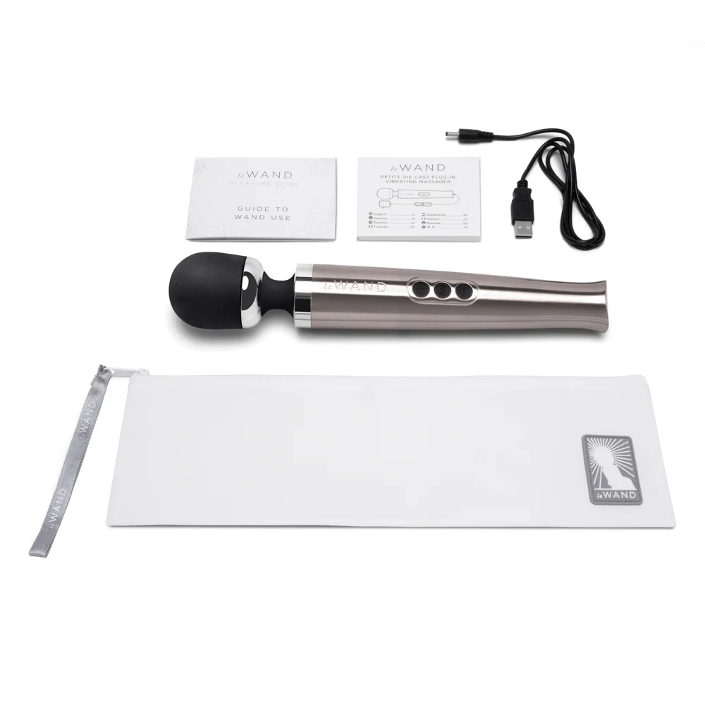 Le Wand Die Cast Rechargeable Vibrating Wand Massager