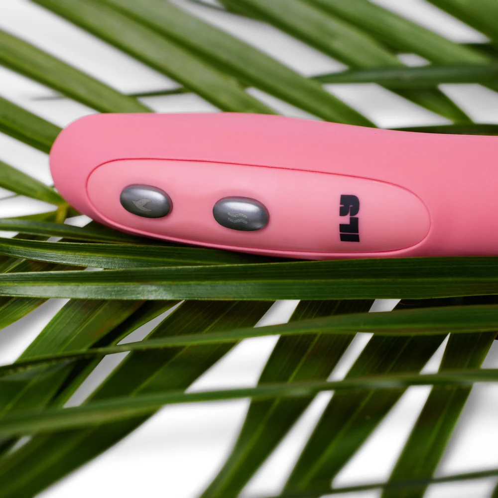 Je Joue ILY Warming Wand Vibrator with 3 Speeds and 7 Patterns