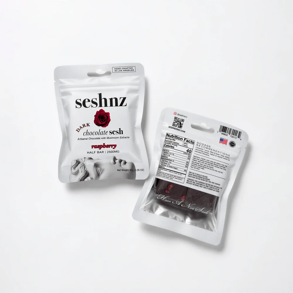 Seshnz Mushroom Blend Chocolate Half Bar - 2500 mg