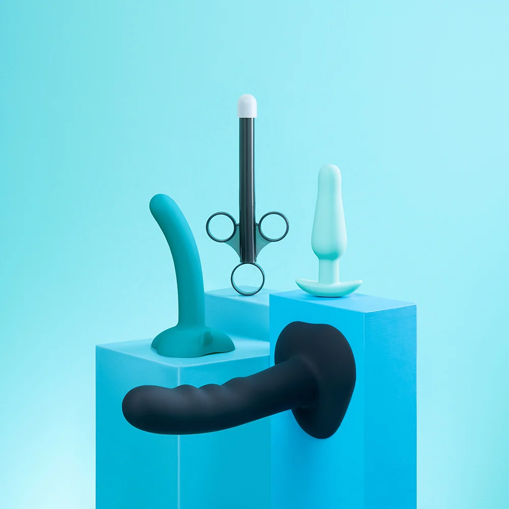 B-Vibe Strap-It-On 后庭训练套装（含三支假阳具与束带）
