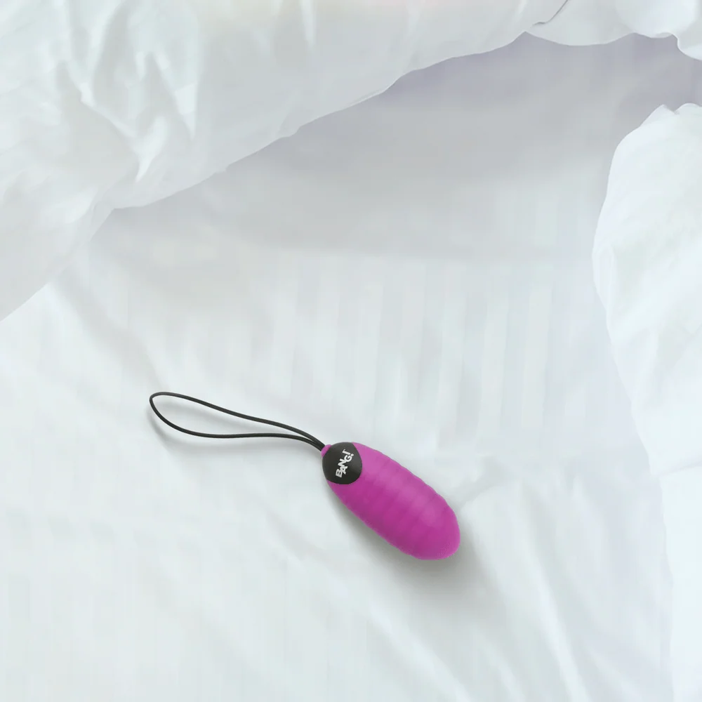 Bang! Silicone Egg Vibrator with Remote Control and Thick Ribs